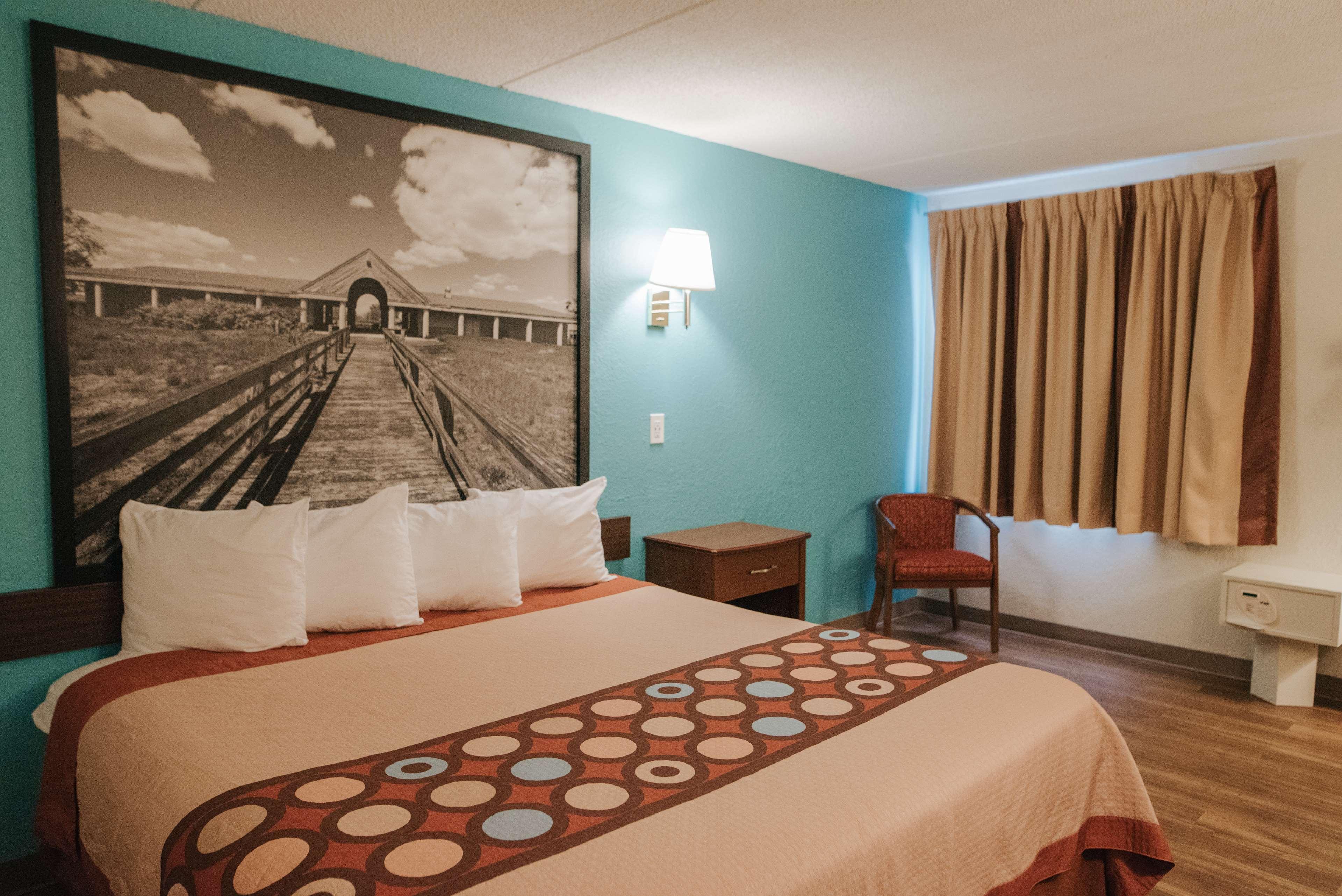 Super 8 By Wyndham Danbury Motell Exteriör bild